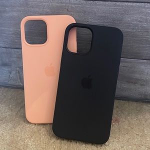 iPhone 12/12pro silicone apple case.